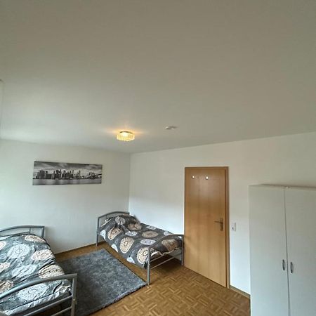 1 Zimmer Fuer 2 Personen Bruchsal Ruhige Lage Экстерьер фото
